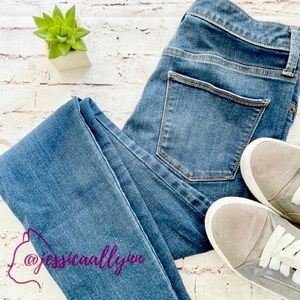 Universal Thread | high rise jeggings blue jeans 4